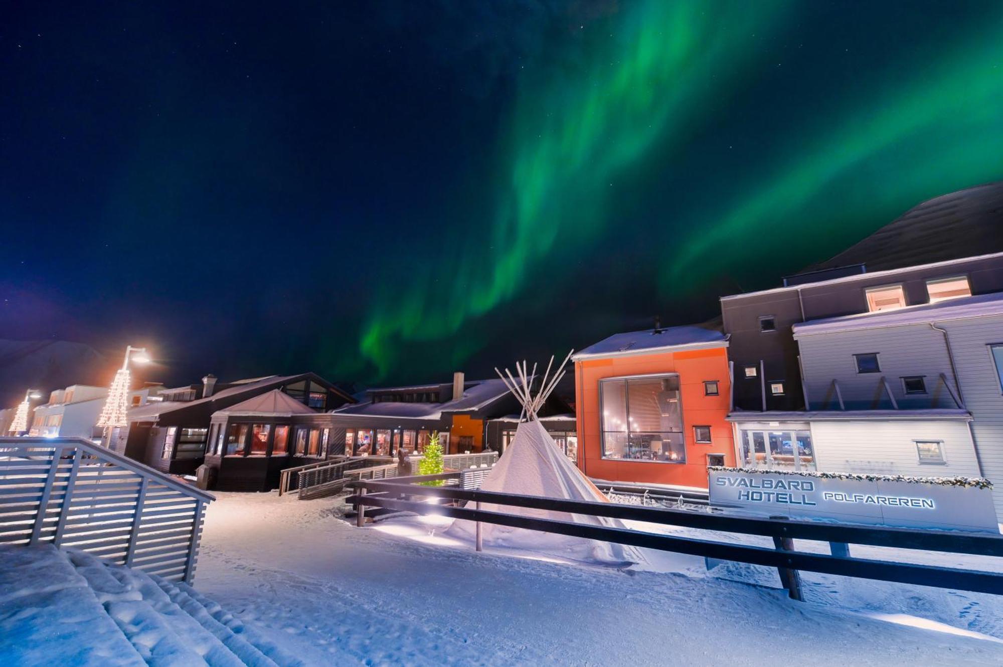 Svalbard | Polfareren Longyearbyen