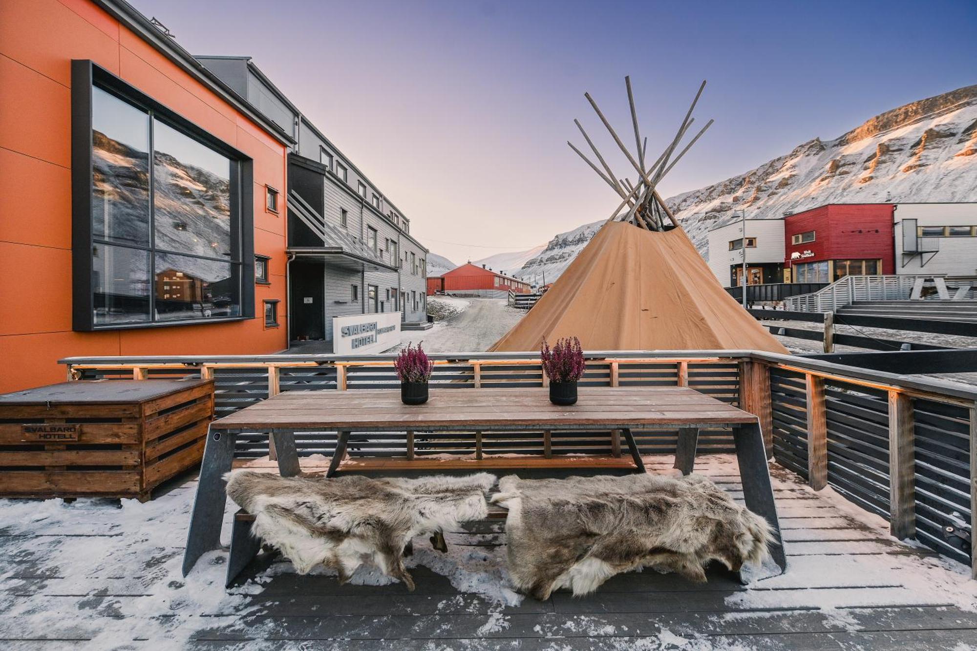 Svalbard | Polfareren 4*