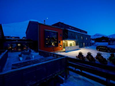 Hotel Svalbard | Polfareren 4*